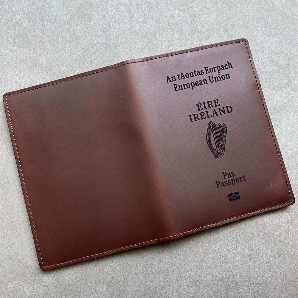 غلاف جواز سفر من الجلد الايرلي - مراجعة Phone Cases Ireland وسعره