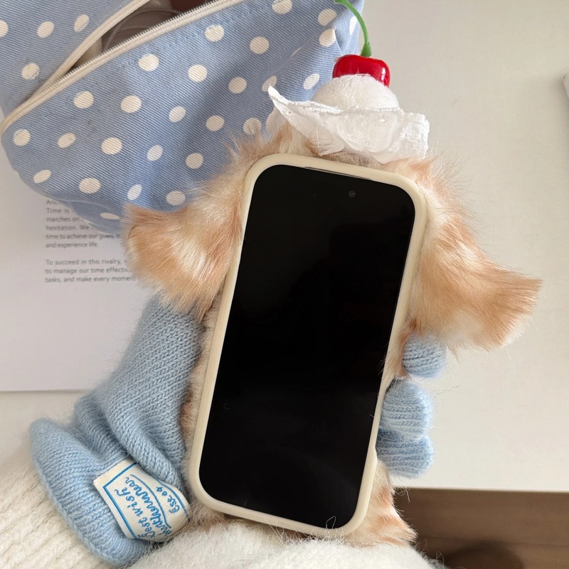 غطاء هاتف ناعم من الفرو على شك - مراجعة Phone Cases Iphone 13 وسعره